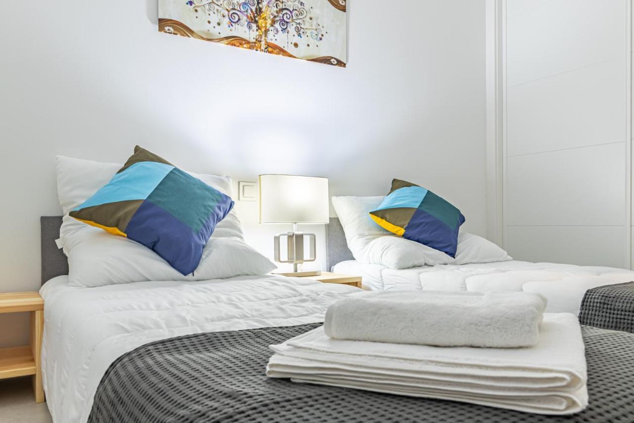 Luxury Apartment Michael ลากาลาเดมิฮาส ภายนอก รูปภาพ