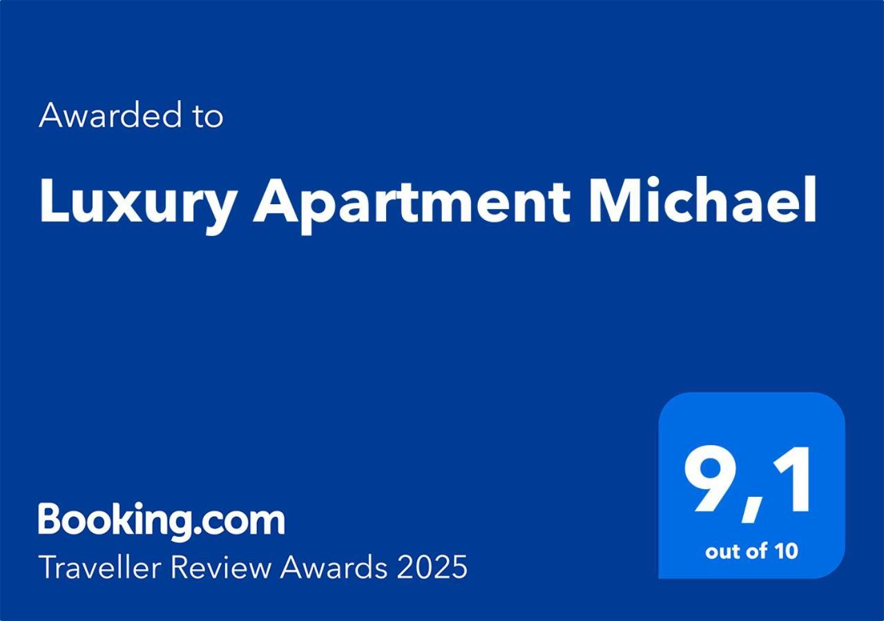 Luxury Apartment Michael ลากาลาเดมิฮาส ภายนอก รูปภาพ